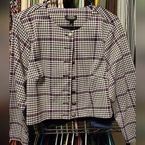 EUC Torrid Black, Purple, and White Houndstooth Cropped Blazer